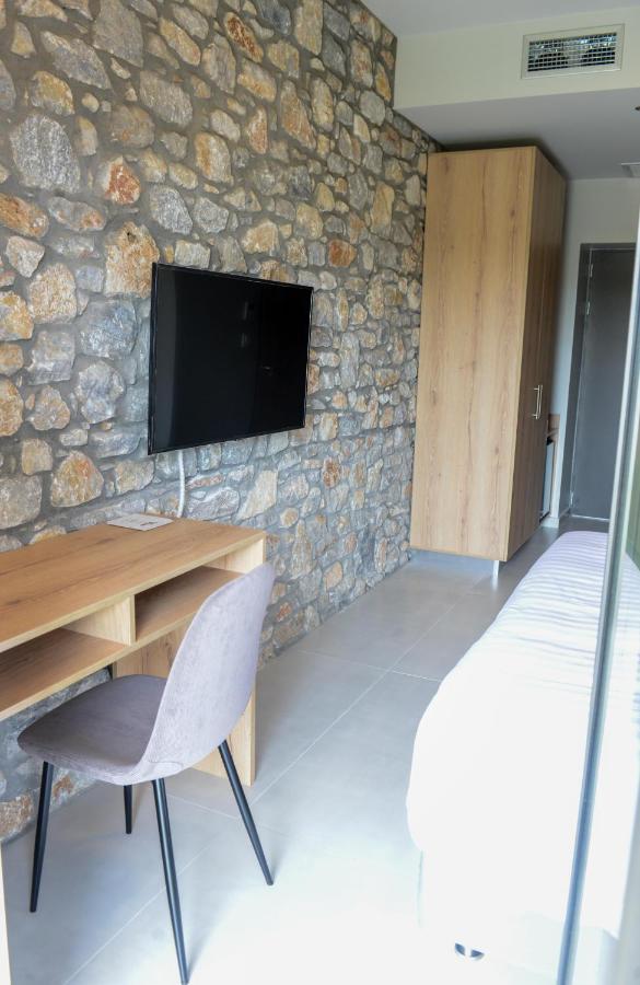 Comfort Suites & Rooms 라리사 외부 사진