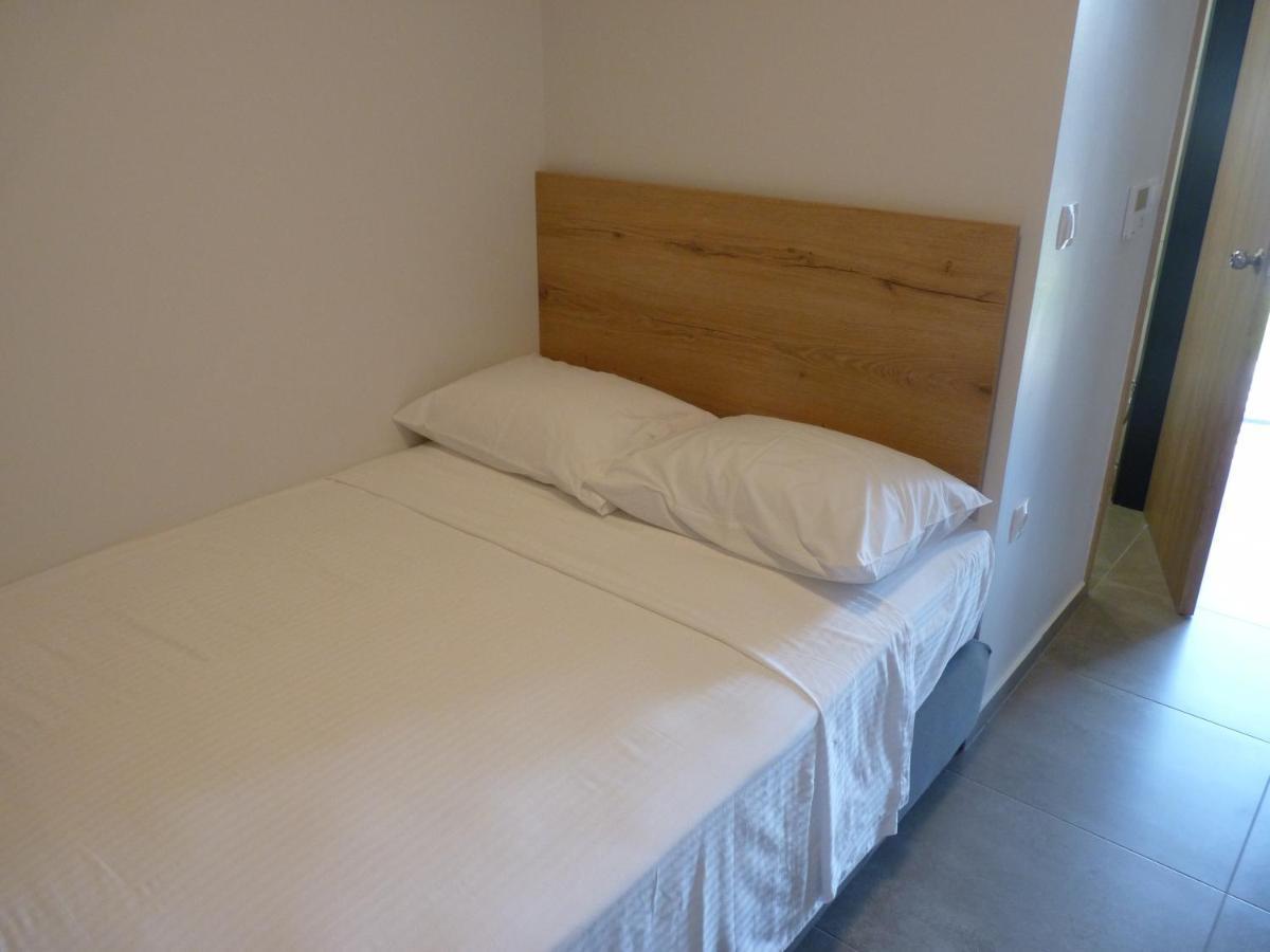 Comfort Suites & Rooms 라리사 외부 사진