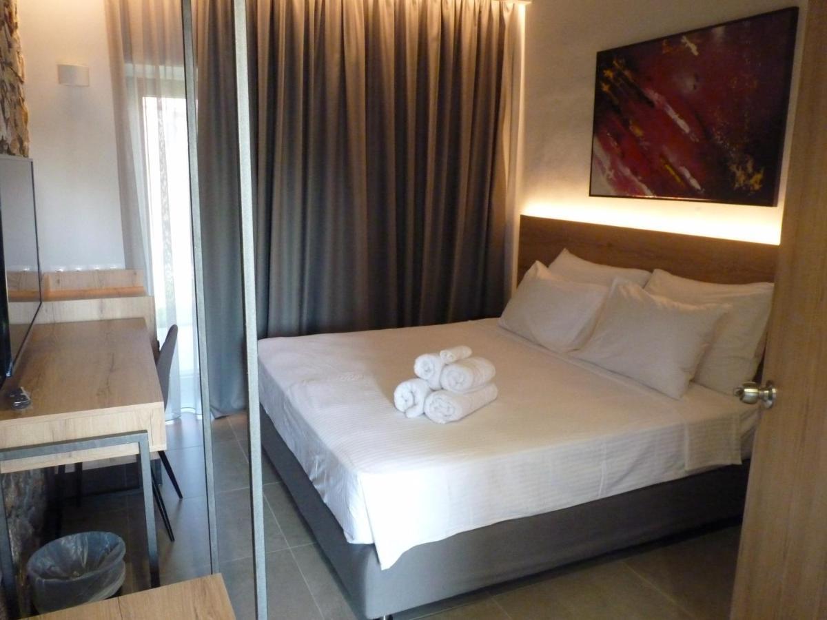 Comfort Suites & Rooms 라리사 외부 사진